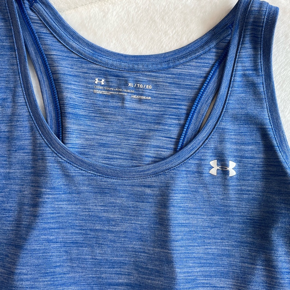 Under Armour Loosefit Heatgear tank XL.